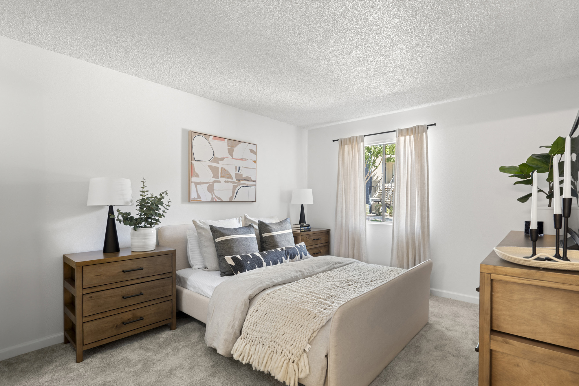 Oakridge Apartments photo 3